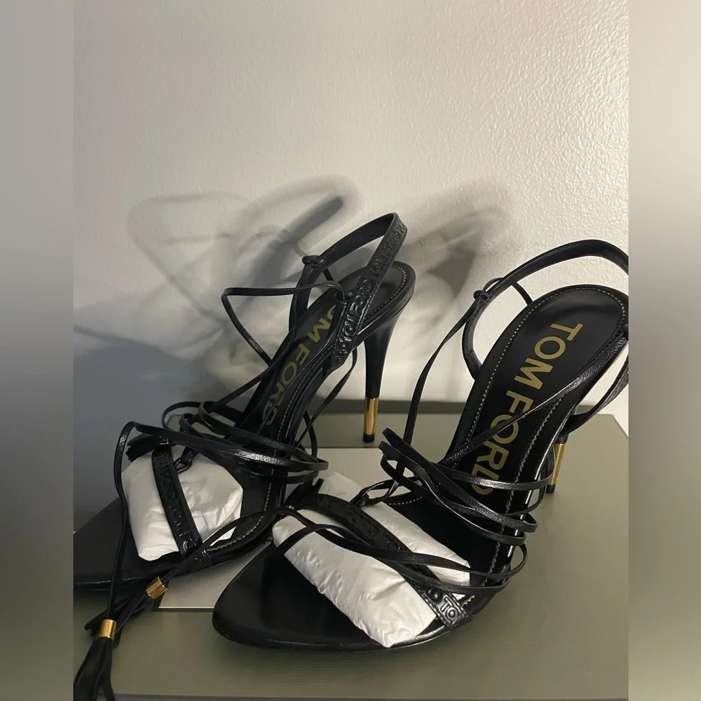 *NWT* Tom Ford lace up tassel heels (38.5) - Picture 4 of 5